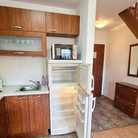 Apartment 1br Bright 300mbps Wifi Duplex - Two Floors *