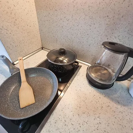 1br Bright 300mbps Wifi Duplex - Two Floors *