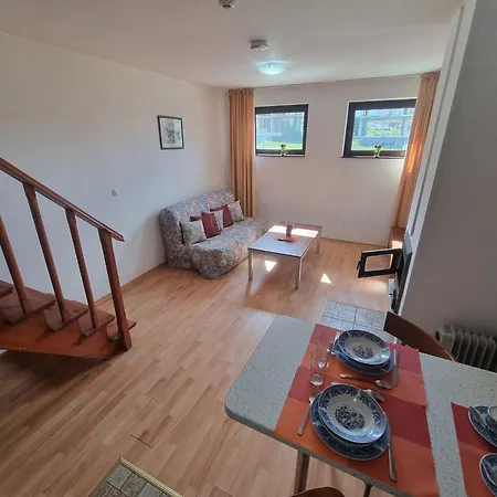 1br Bright Two Floor アパート バンスコ