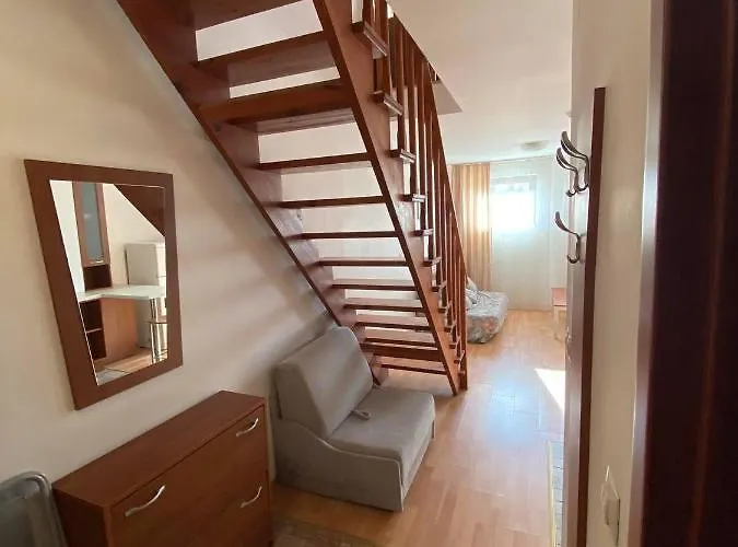 Appartement 1br Bright 300mbps Wifi Duplex - Two Floors